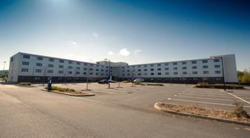 Holiday Inn Express Manchester Airport Ringway Exteriör bild